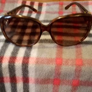 GUCCI SUNGLASSES